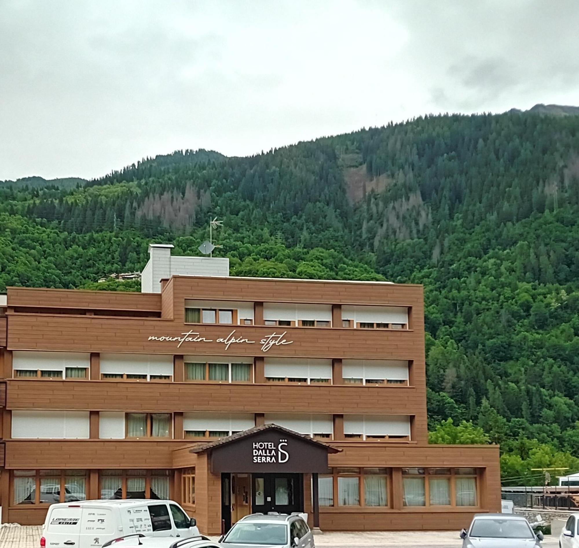 Hotel Dalla Serra Mezzana  Exteriér fotografie
