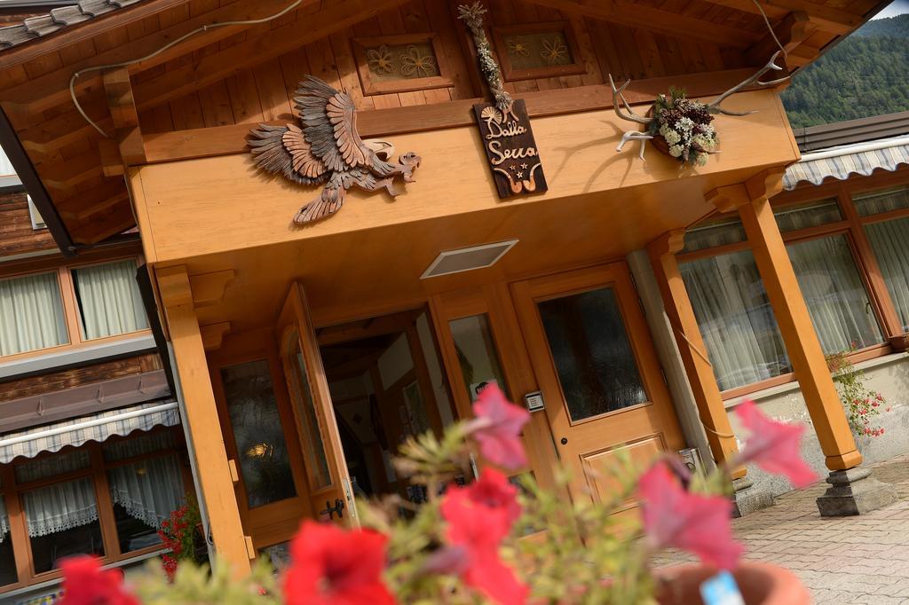 Hotel Dalla Serra Mezzana  Exteriér fotografie