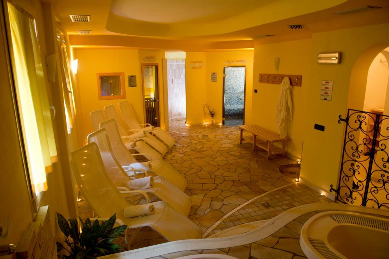 Hotel Dalla Serra Mezzana  Exteriér fotografie